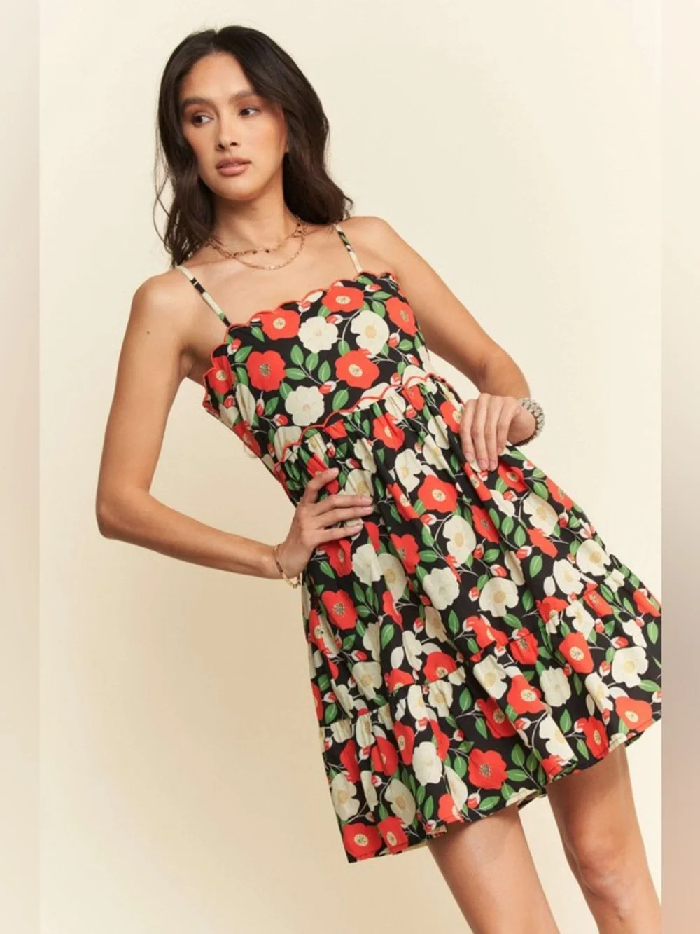 Davi & Dani Floral Scalloped Cutout Back Mini Dress🆕 - Picture 4 of 10